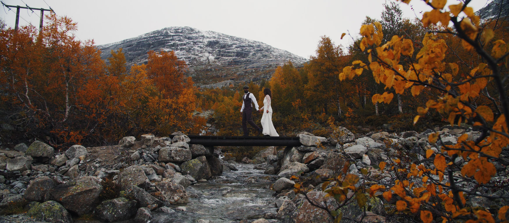 norway-elopement-noorwegen-wedding-bruiloft-videographer-videograaf-the-dreamers-bmpcc4k-blackmagic-pocket-amsterdam-trouwfilm-trouwvideo1
